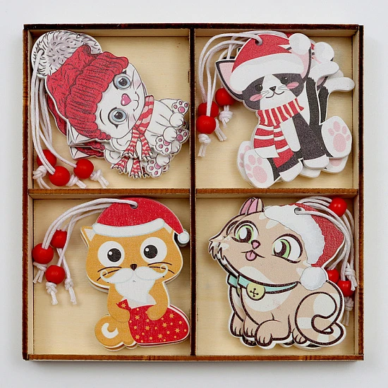 Елочные игрушки в деревянной подарочной упаковке 12 шт., 13×13×2 см