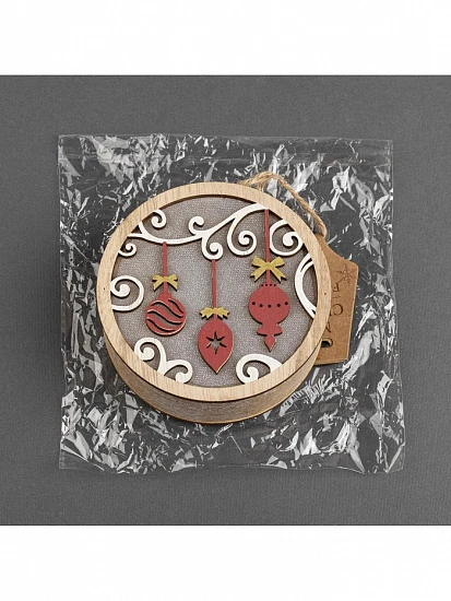 Ёлочная игрушка «Новогодние игрушки», 11×11×3 см, 4 LED, от батареек АААх2, свечение тёплое белое