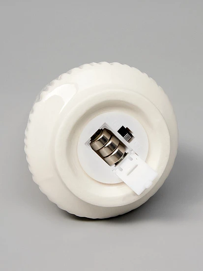 Светодиодная фигура «Ёлочка», 18.8×8.2×8.2 см, 1 LED, керамика, от батареек LR44×3, тёплый белый свет