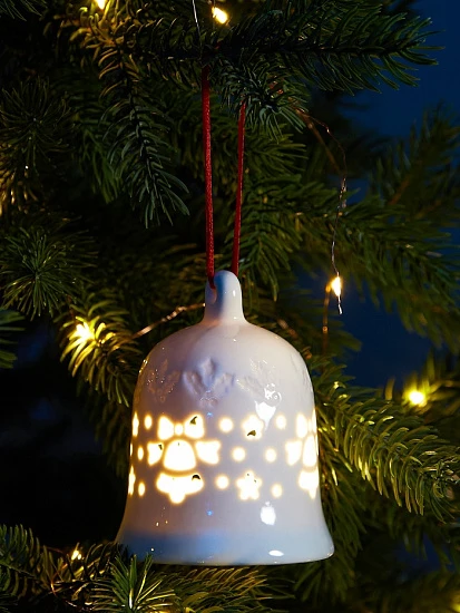 Ёлочный шар с подсветкой «Колокольчик», 10.5×8.3×8.3 см, 1 LED, керамика, от батареек LR44×3, керамика, свечение тёплое белое