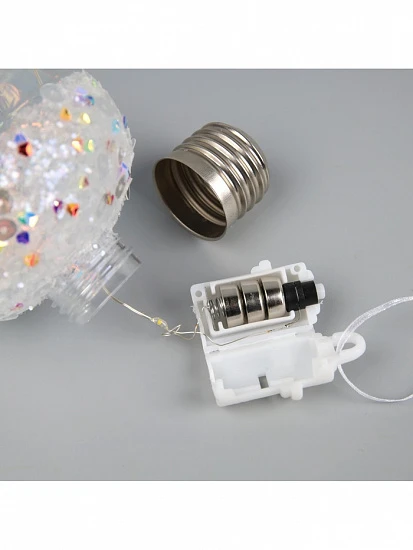 Ёлочный шар «Жёлудь», 12×7 см, 4 LED, от батареек, свечение тёплое белое